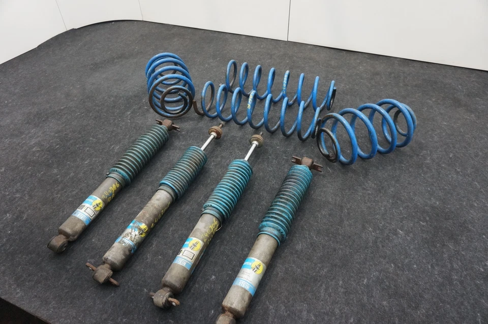 Set 4 Front & Rear Bilstein 5100 Shocks W/ Coils Jeep Wrangler Rubicon TJ 97-06 - Image 3 of 4