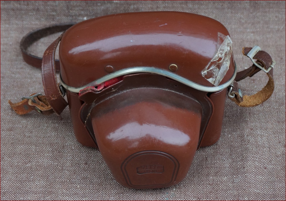 Zeiss Ikon Contessa LK Carl Zeiss Tessar 50mm 2.8 Flash Light