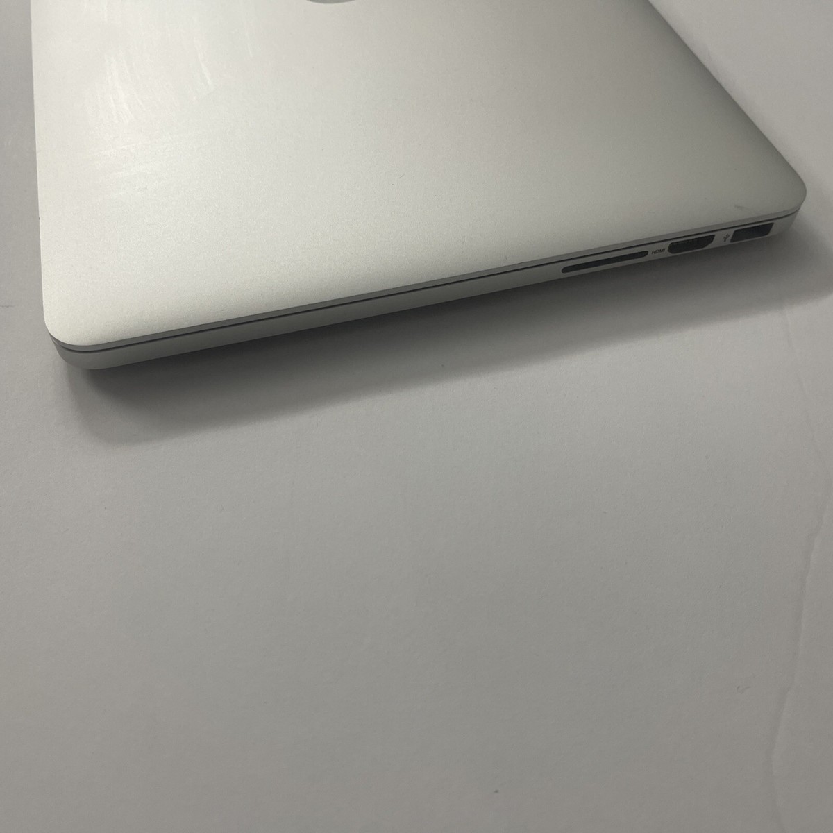 MacBook Pro 13 Retina Core I5 @ 2.6GHz 8GB Ram 256GB SSD Mac MacBook Pro 13 Retina Core I5 @ 2.6GHz 8GB Ram 256GB SSD Mac