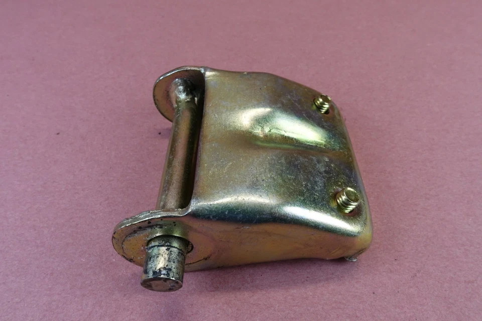 Soporte de montaje delantero para tanque de combustible de gasolina HYOSUNG GT250R GT250 2006-2017 Foto 4 de 4