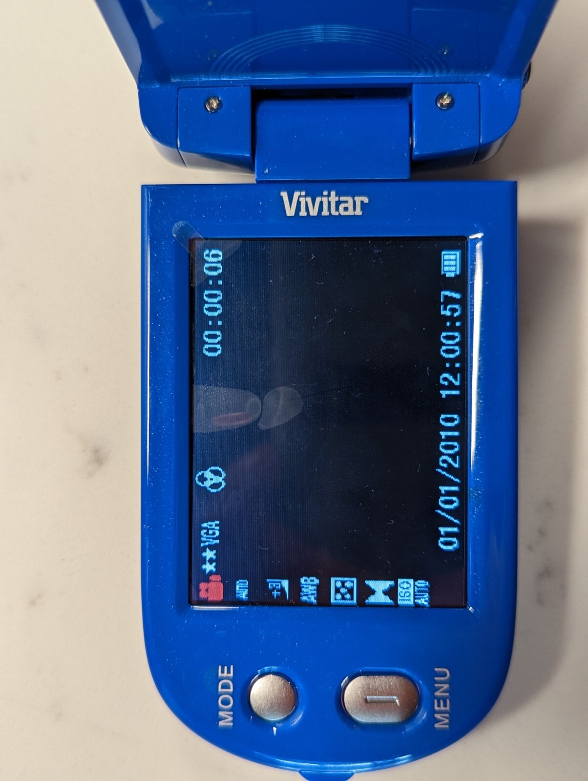 Vivitar DVR 910HD (32 GB) Camcorder Blue - No Accessories