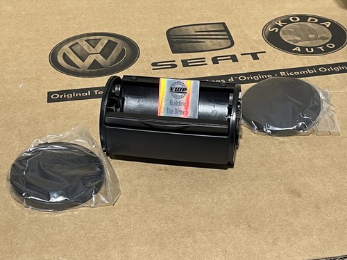 VW Golf MK4 Bora Rear Centre Console Ashtray with End Caps Satin Black New OEM - Picture 4 of 5