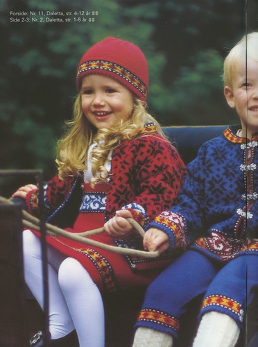 Dale of Norway Knitting Pattern Book - Dalebarn Nr 136 - Designs for Children - Picture 2 of 11