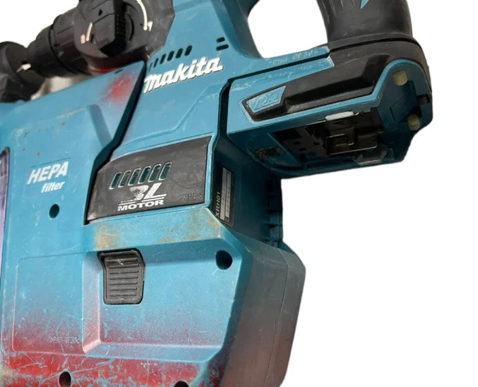 Makita hammer online drill dust extractor