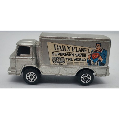 Vintage Corgi Juniors Leyland Terrier Daily Planet Superman Truck Silver - Picture 4 of 5