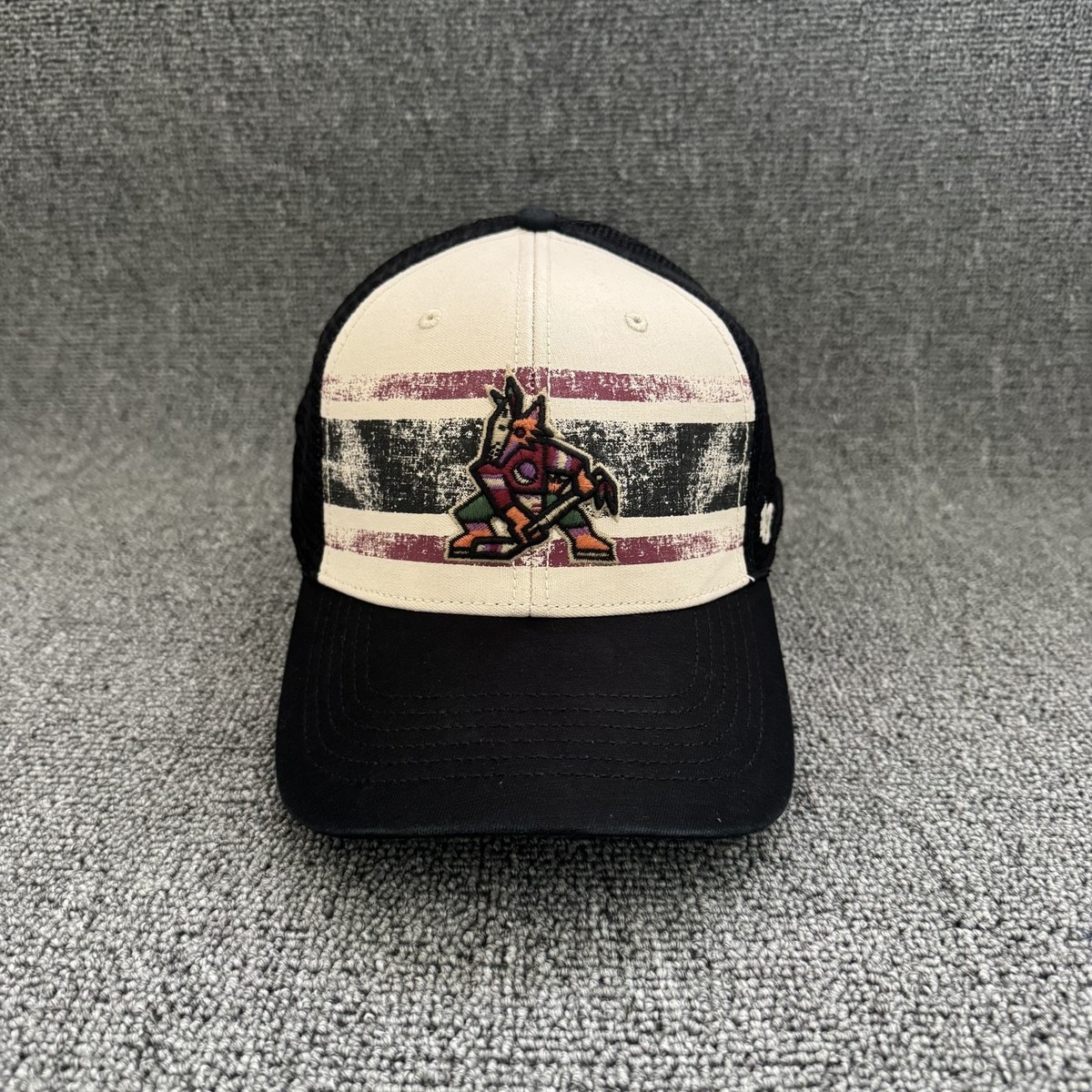 '47 Brand Arizona Coyotes Trucker Snapback Black Cream OSFA Retro NHL Mesh Hat