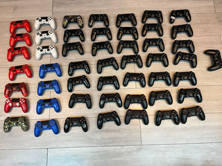 50 x Playstation 4 Faulty Dual Shock Controllers (Store Returns)