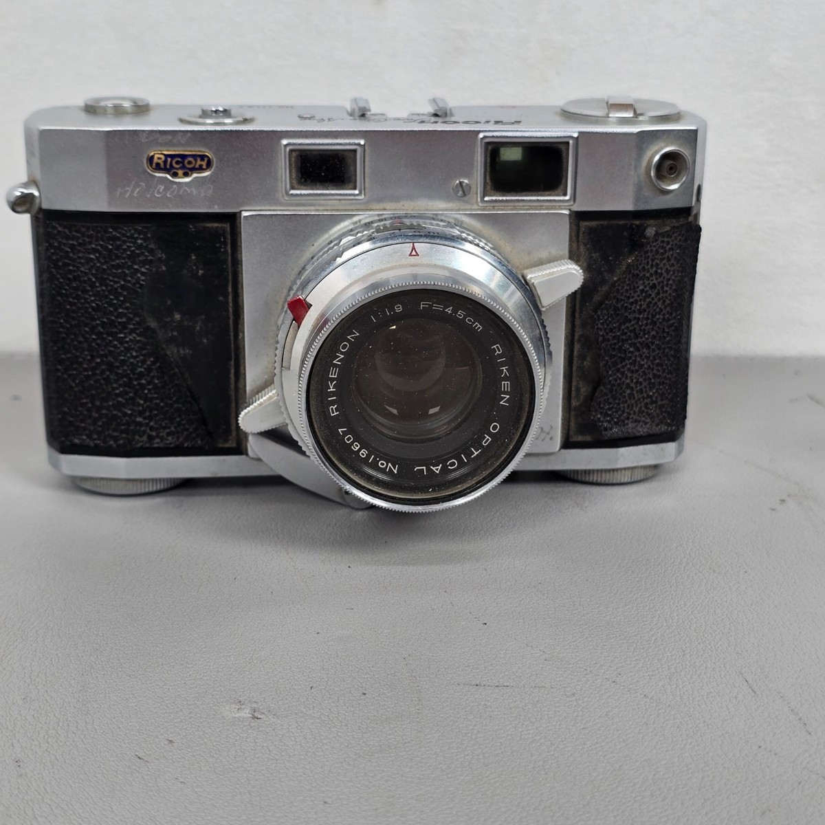 Ricoh 519 Rangefinder Camera & 1:1.9 F=4.5 Lens W/ & Ricoh Meter