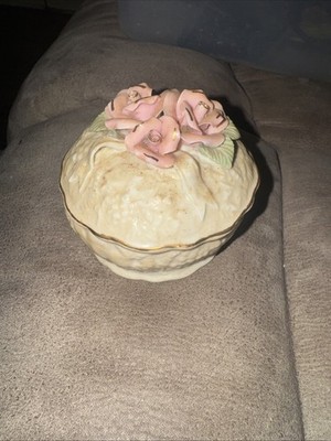 Vintage Round Off White Raised Porcelain Trinket Box Pink Roses Gold Trim