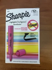 Sharpie 25009B Smear Guard Highlighter, Chisel Tip Fluorescent Pink Pack 12