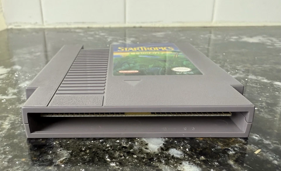 Star Tropics (Nintendo NES, 1990) COMPLETE CIB W/ NOTE NUCE!! - Image 4 of 4