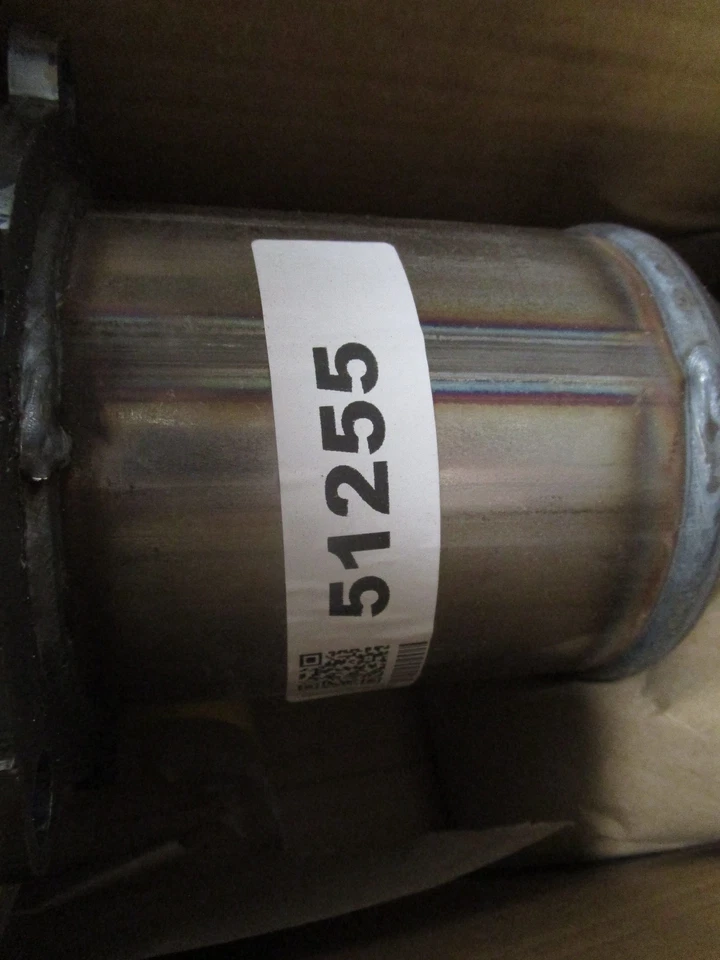 Pair Fit INFINITI QX4 3.3L 1997-2000 Front Catalytic Converters LEFT and Right - Image 4 of 4