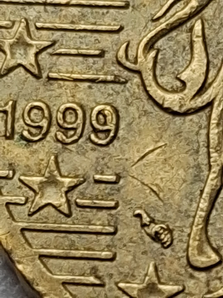 Euro fauté (FRA F5) - France - 50 centimes 1999 - coin cassé - Photo 4/4
