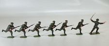 Britains British WWI Infantry in Action w/ Gas Masks Charging Toy Soldiers 1613