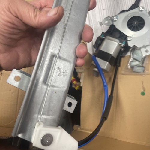 Power Window Motor and Regulator Assembly Front Right Dorman 741-665 - Foto 8 di 10