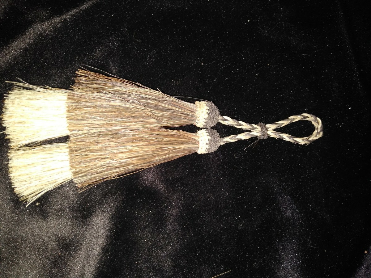 Brosse en crin de cheval viennoise de Burgol