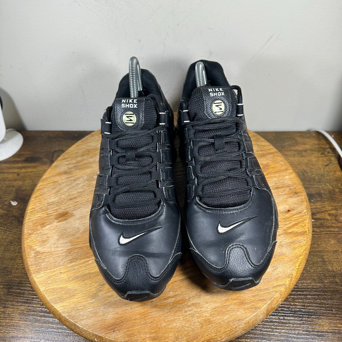Nike Shox NZ Triple Black Athletic Shoes Sneakers Men display picture 2