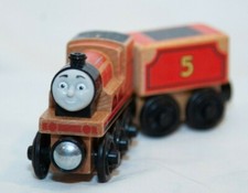 Thomas The Train James Engine 5  James Tender Wooden Railway Friends FHM40 RARE