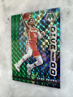 2023 Panini Mosaic Trae Young Give And Go Green Mosaic Prizm #4