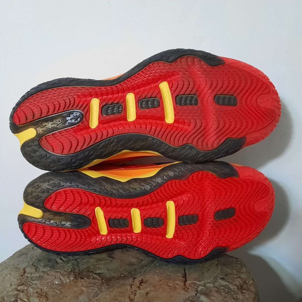 Adidas x Pixar DAME 8 Mr. Incredible Mens Size 7 Shoes  display picture 2