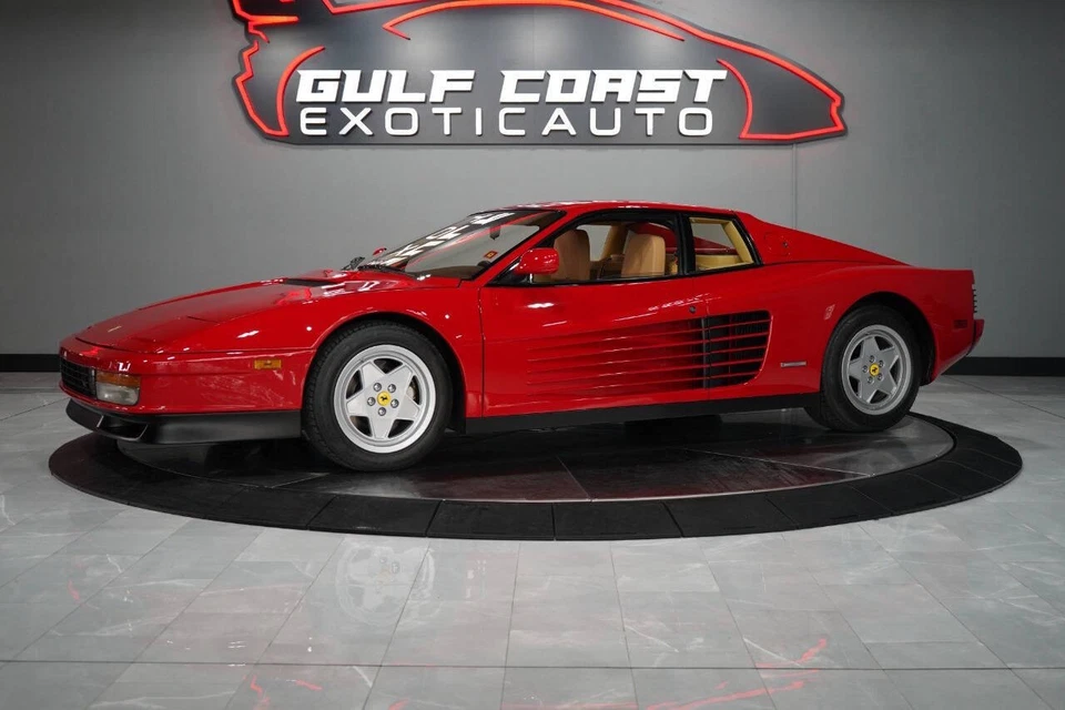 Ferrari Testarossa 1988  Foto 4 de 4