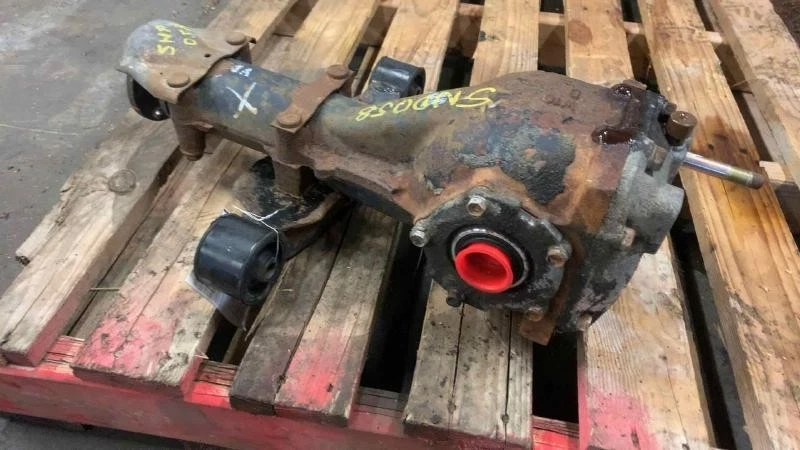 2005-2009 Subaru Legacy Rear Differential Carrier Assembly 2.2L OEM - Image 2 of 4