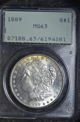 1889-P MORGAN SILVER DOLLAR PCGS MS 63, OLD GREEN RATTLER HOLDER