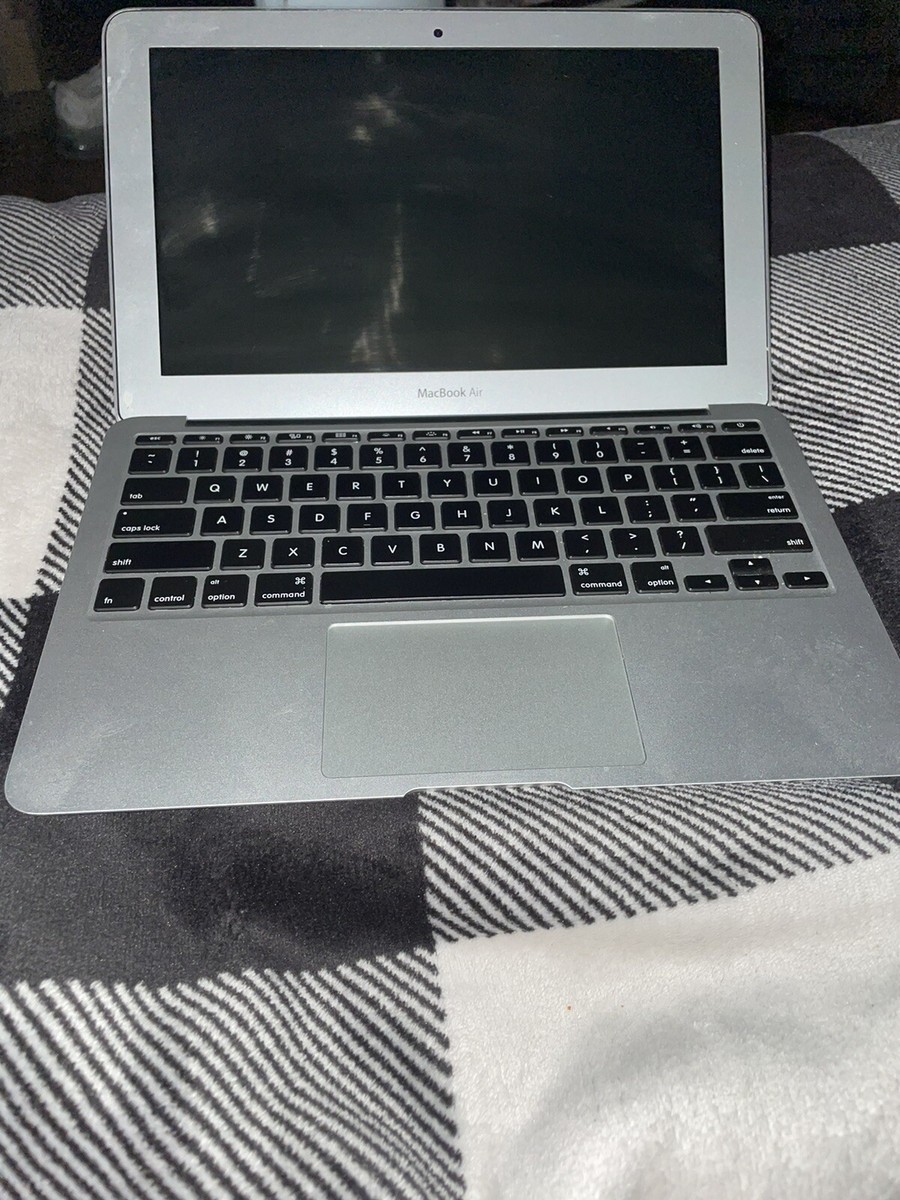 Apple MacBook Air 13.3'' (256GB SSD, Intel Core i5 5th Gen., 1.8