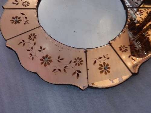 1970' Miroir Cuivré Avec Décor De Fleurs Églomises - Picture 4 of 6
