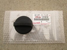 FITS: 15 - 16 LEXUS RC200T RC300 RC350 ENGINE OIL FILLER CAP OEM BRAND NEW