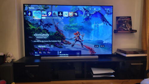 LG 77-Inch Class OLED evo C4 Series TV with webOS 24