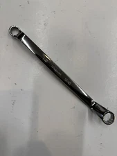 Snap-on 1/2-9/16" 12-Point SAE Flank Drive® 60° Deep Offset Box Wrench XO1618