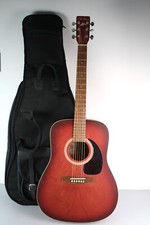 Art & Lutherie Wild Cherry - Cherry Satin Lacquer Canadian Wood