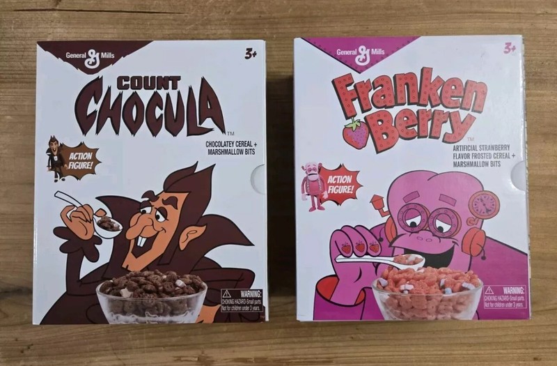 Jada 2021 General Mills Classic Franken Berry & Count Chocula Figures