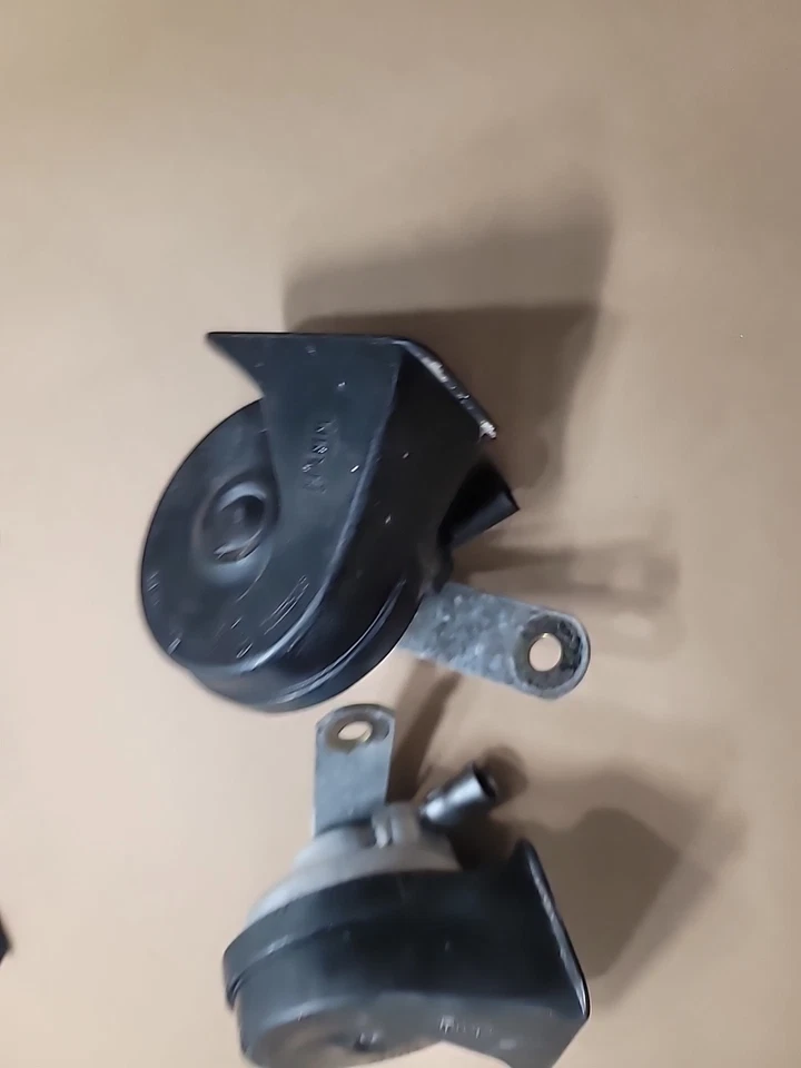 2004 Mini Cooper Horns SET Tested (##40) - Image 3 of 4