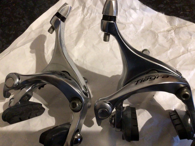 SHIMANO TIAGRA BR-4600 ROAD BIKE RIM BRAKE CALIPERS GOOD CONDITION front & rear
