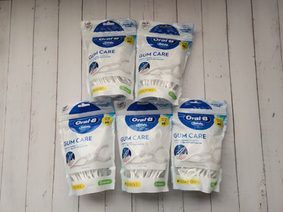 5× Oral-B Glide Gum Care Floss Picks, 60 Count Per Bag, Total 300 Floss Picks 