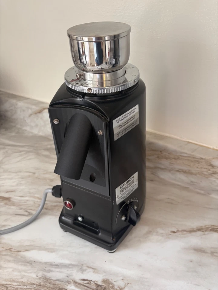 Mazzer Luigi, Molinillo de Espresso, Hecho en Italia Foto 4 de 4