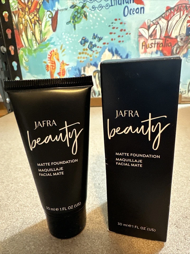 JAFRA 自然色调哑光粉底液 30 毫升 ≈ 1 液量盎司全新带盒 — 第 3/4 张图片