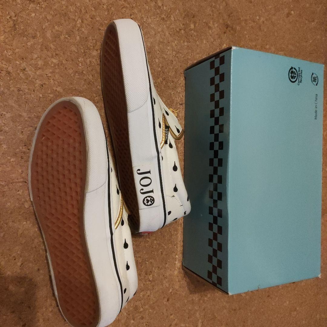 Limited Edition JoJo's Bizarre Adventure Golden Wind VANS x JOJO