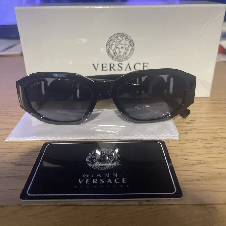 Óculos de sol Versace VE4361 53mm unissex - PRETO - Imagem 4 de 4