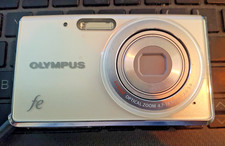 Olympus FE-230 Compact Digital Camera 7MP Silver NO CHARGER NOT TESTED