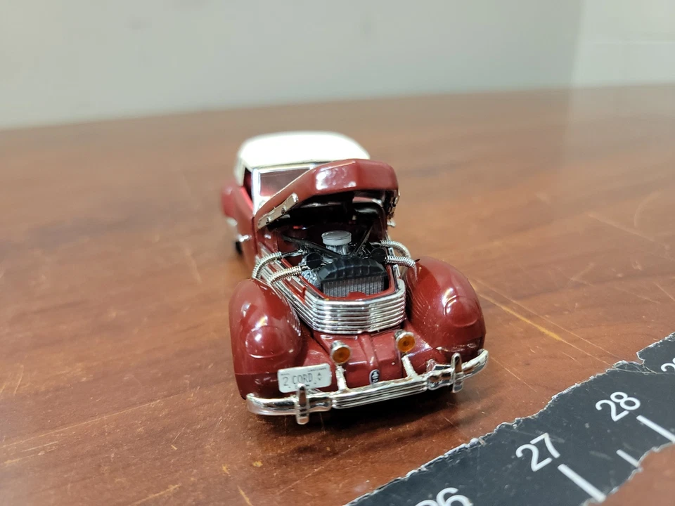 Franklin Mint 1937 Cord 812 Phaeton Coupe - Image 2 of 4