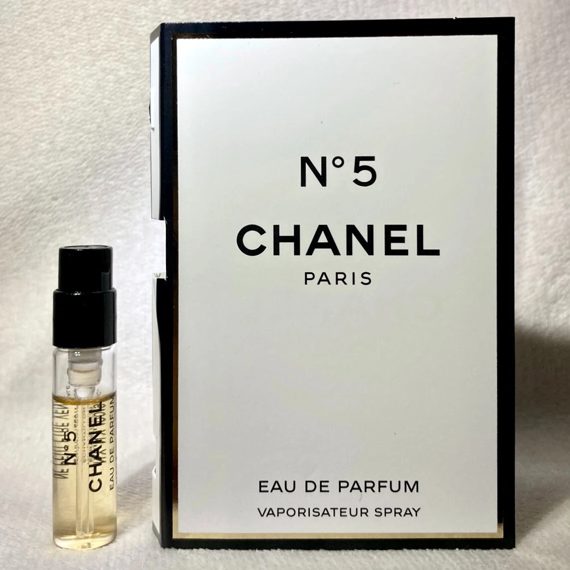 Chanel No. 5 Eau de Parfum EDP Sample Spray .05oz, 1.5ml New in Card