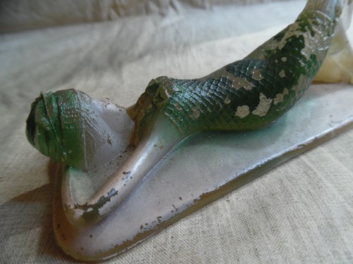 Antique Painted Glass Flapper Girl Bathing Beauty - Picture 7 of 11