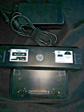 HP EliteBook ProBook Docking Station Port Replicator VB043AA w/ Adapter VB041UT 