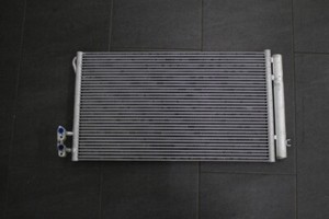 BMW 1er E81 3er E90 X1 E84 Z4 E89 Kondensator 9229021 Klimakondensator Trockner