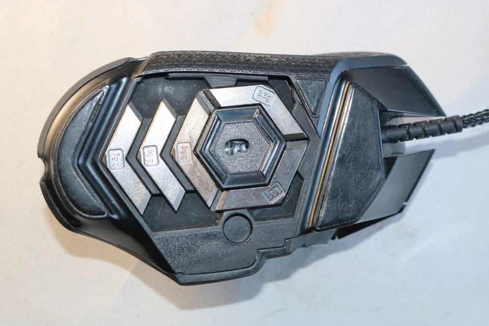 Logitech G502 Proteus Spectrum Gaming Mouse w Balancing Weights TESTED - Image 4 of 4