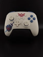 PowerA Wireless Controller for Nintendo Switch - Sworn Protector