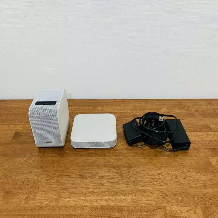 Sony LSPX-P1 Portable Ultra Short Throw Projector White Accessory Excellent WORK